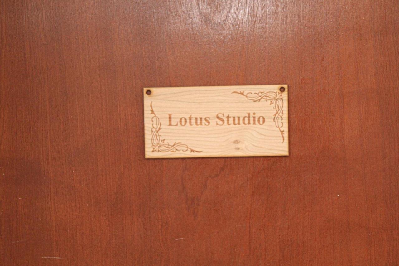 Lotus Studio Near Lanark Carstairs エクステリア 写真